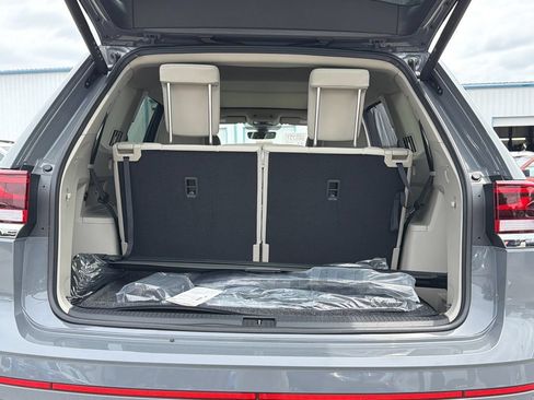New 2026 Volkswagen Atlas SEL Premium R-Line AWD/4WD image 21