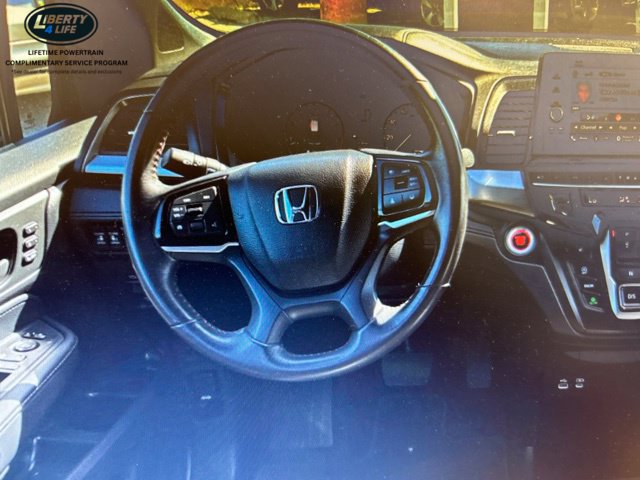 Used 2025 Honda Odyssey Sport-L image 27