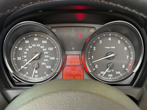 Used 2014 BMW Z4 sDrive35i image 24