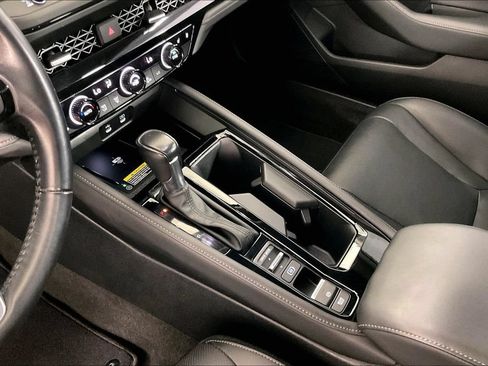 Used 2024 Honda Accord Touring image 16