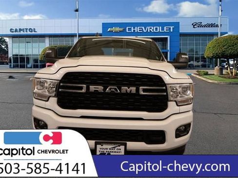 Used 2024 RAM 3500 Big Horn w/ Sport Appearance Package AWD/4WD image 6