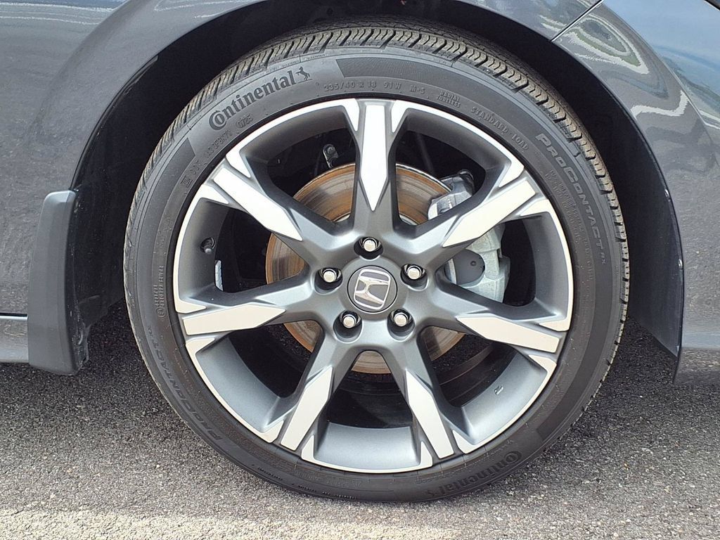 Used 2025 Honda Civic Sport Touring image 9