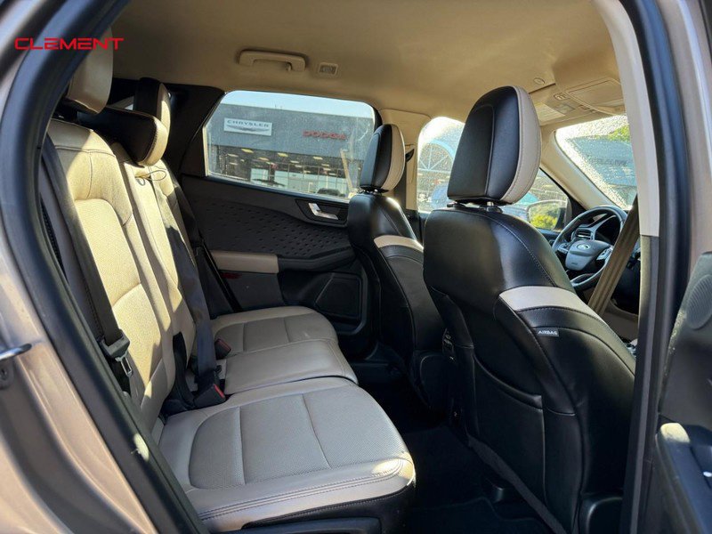 Used 2020 Ford Escape Titanium AWD/4WD image 12