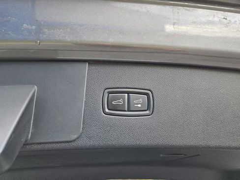 Used 2020 Porsche Cayenne AWD/4WD image 33