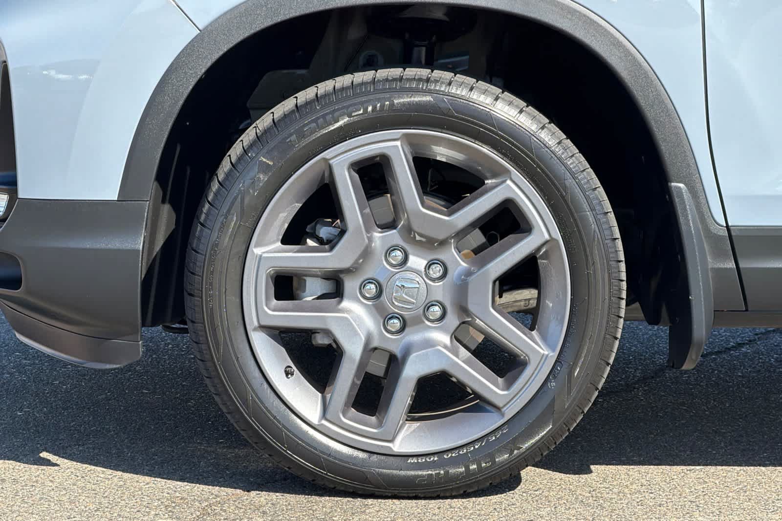 Used 2023 Honda Passport EX-L image 30