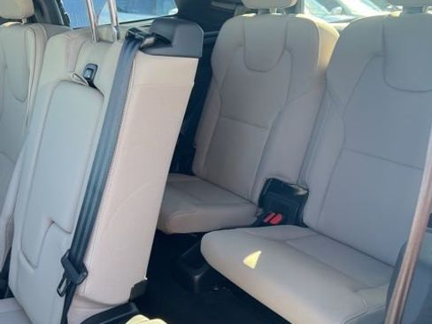 New 2026 Volvo XC90 B6 Plus w/ Protection Package Premier image 27