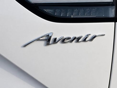 Certified 2021 Buick Envision Avenir FWD image 7