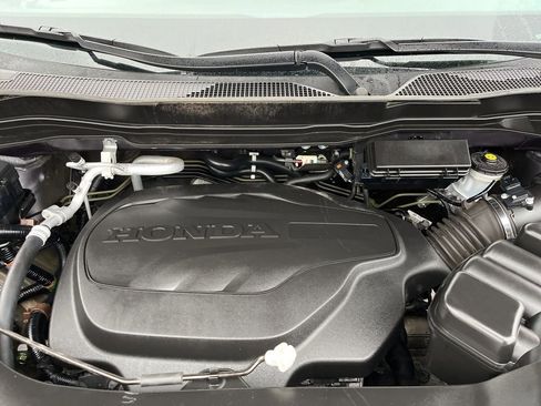 Used 2021 Honda Passport Sport image 13