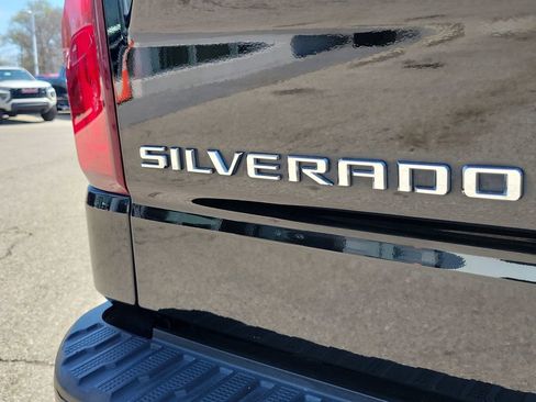 Used 2021 Chevrolet Silverado 1500 High Country image 7