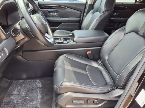 Used 2025 Honda Pilot EX-L image 23