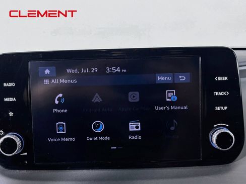 Used 2023 Hyundai Santa Fe SE FWD image 17
