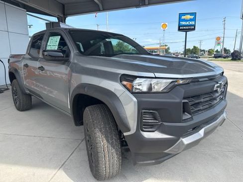 New 2026 Chevrolet Colorado Trail Boss AWD/4WD image 3