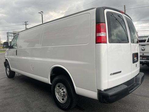 Used 2021 Chevrolet Express 2500 Extended w/ Driver Convenience Package image 5