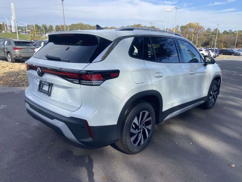 New 2026 Volkswagen Tiguan S image 9