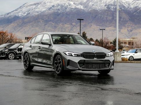 New 2026 BMW 330i xDrive Sedan w/ M Sport Package image 7