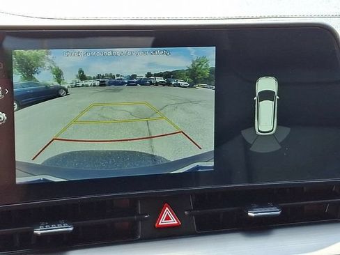 Used 2023 Kia Sportage EX AWD/4WD image 14
