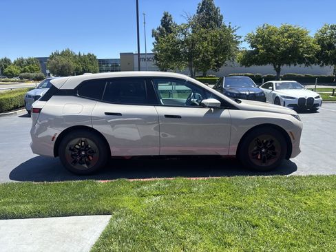 Used 2026 BMW iX xDrive45 AWD/4WD image 11