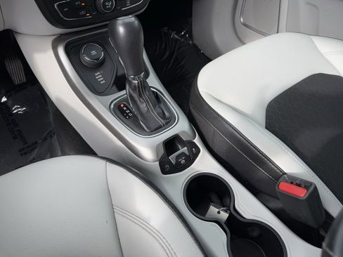 Used 2018 Jeep Compass Latitude w/ Popular Equipment Group image 27