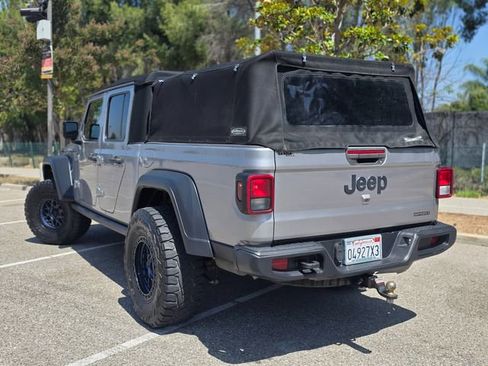 Used 2020 Jeep Gladiator Sport w/ Quick Order Package 24S AWD/4WD image 15