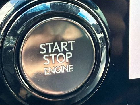 Used 2022 Lexus LX 600 4WD w/ Accessory Package (Z1) image 39