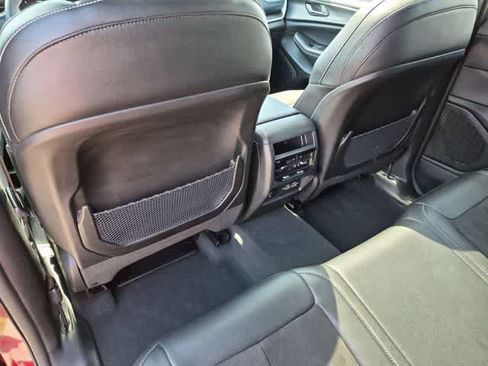 Used 2024 Jeep Grand Cherokee Altitude AWD/4WD image 18