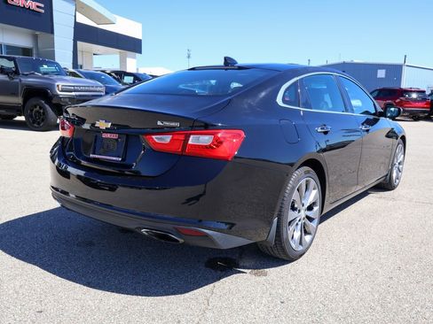 Used 2016 Chevrolet Malibu Premier FWD image 3