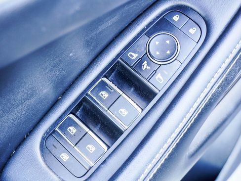 Certified 2023 INFINITI QX60 Pure image 16