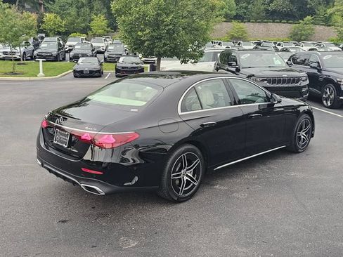 New 2027 Mercedes-Benz E 350 4MATIC Sedan image 8