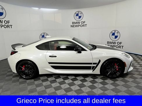 Used 2024 Toyota GR86 TRUENO Edition RWD image 11