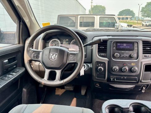Used 2013 RAM 1500 Tradesman w/ Popular Equipment Group AWD/4WD image 3