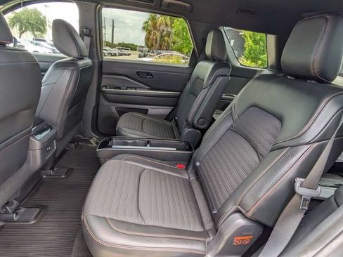 Used 2023 Nissan Pathfinder Rock Creek AWD/4WD image 15