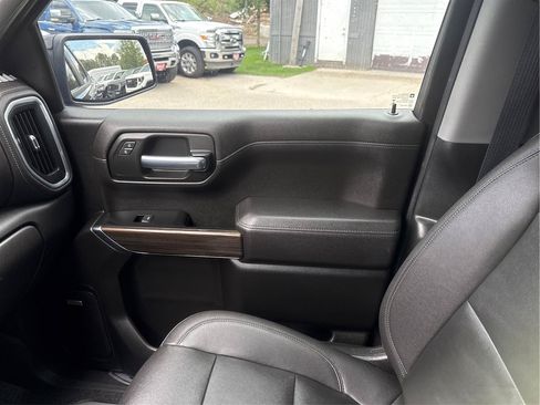 Used 2022 Chevrolet Silverado 1500 RST w/ Convenience Package II AWD/4WD image 22
