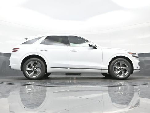 New 2026 Genesis GV70 2.5T image 18