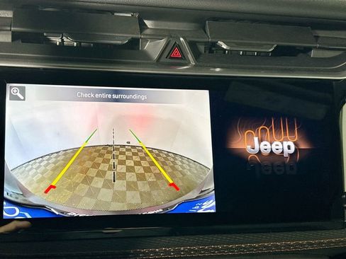 New 2026 Jeep Cherokee Limited image 17