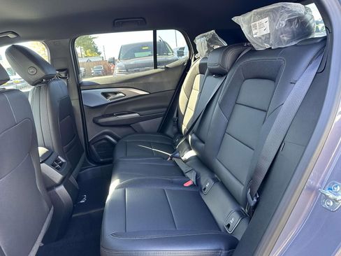 New 2026 Chevrolet Equinox EV LT image 21