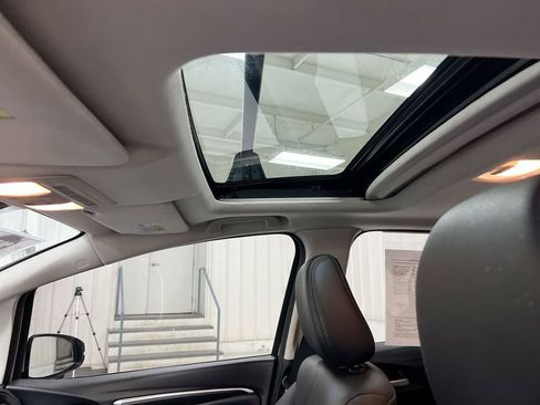 Used 2018 Honda Fit EX-L image 19