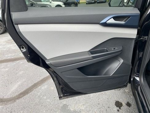 New 2024 Volkswagen Taos SE image 65