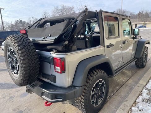 Used 2016 Jeep Wrangler Unlimited Rubicon image 13