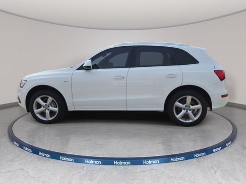 Used 2017 Audi Q5 2.0T Premium Plus w/ Technology Package AWD/4WD image 9