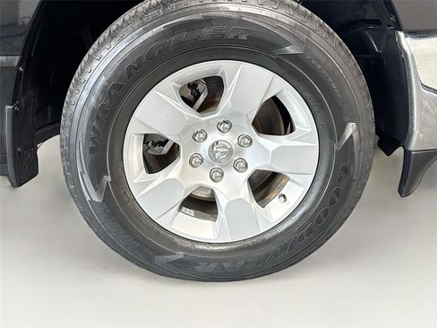 Used 2021 RAM 1500 Big Horn RWD image 28