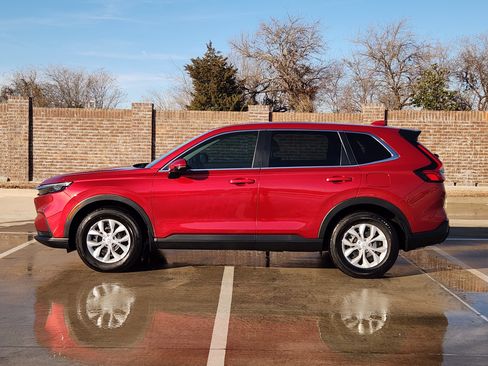 Certified 2025 Honda CR-V LX image 5