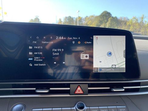 New 2025 Hyundai Elantra SEL image 37