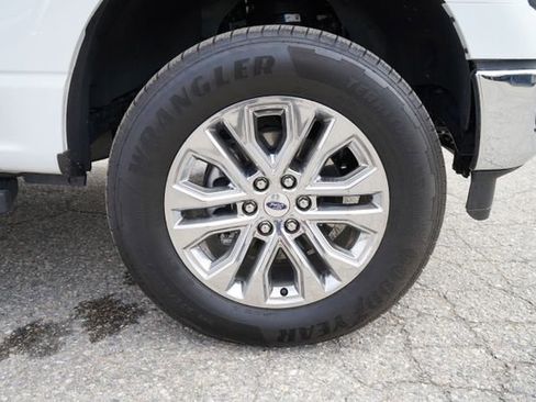 Used 2025 Ford F150 Lariat w/ Equipment Group 501A Mid image 97