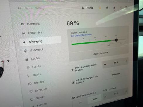 Used 2018 Tesla Model 3 Long Range image 13