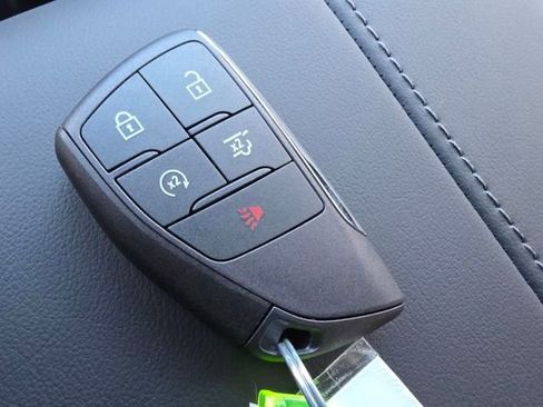 New 2026 Chevrolet Suburban LS image 28