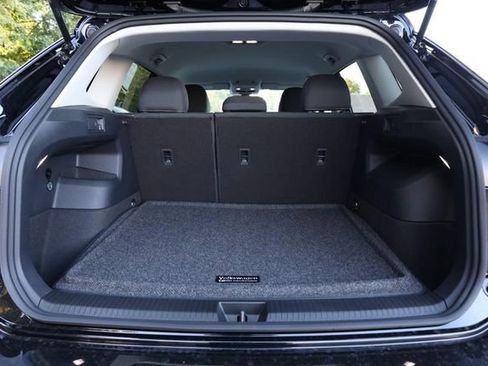 New 2025 Volkswagen Tiguan S image 7