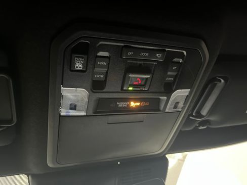 Used 2025 Toyota 4Runner Limited image 70