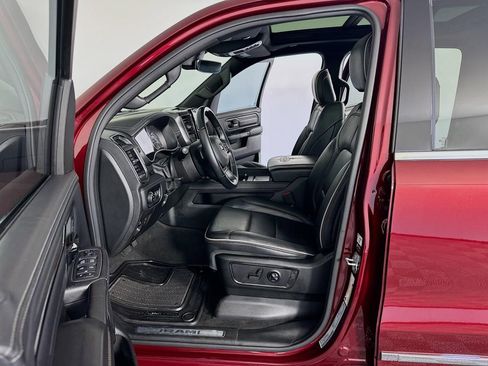 Used 2022 RAM 1500 Limited w/ Body Color Bumper Group image 25