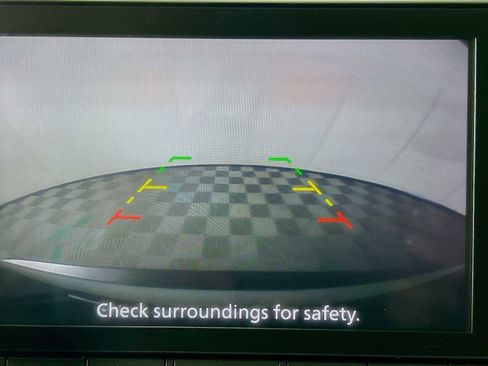 Used 2023 Nissan Rogue S image 13