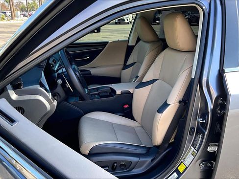 Used 2021 Lexus ES 300h w/ Premium Package FWD image 7